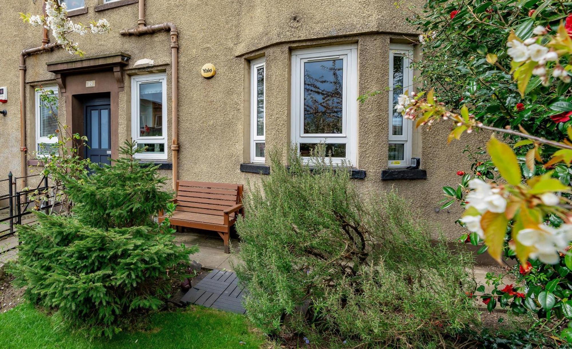 The Restalrig Apartment Edinburg Exteriör bild